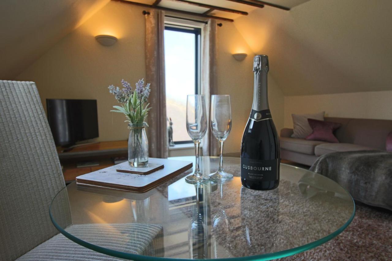 Frith Farm House Cottages Newnham  المظهر الخارجي الصورة