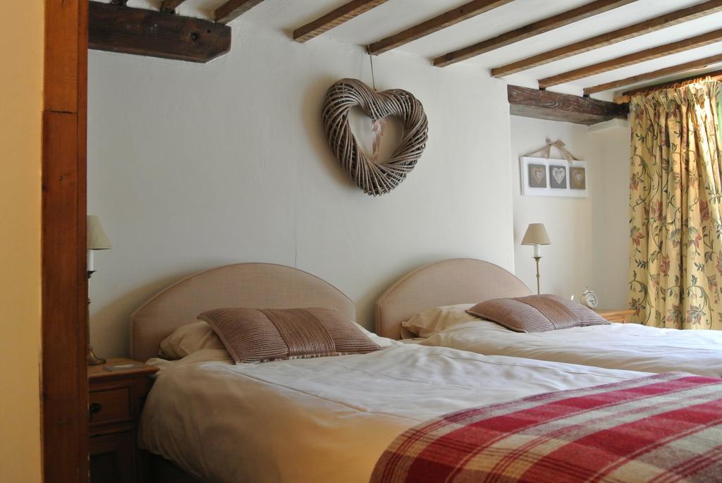 Frith Farm House Cottages Newnham  الغرفة الصورة
